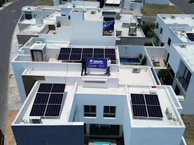 Instalación de 10 paneles solares