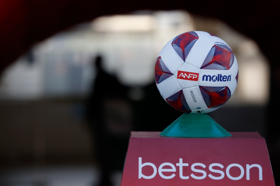 CRISIS EN EL FUTBOL CHILENO. Diputado Andrés Celis por ultimátum de Gobierno a ANFP por casas de apuestas: “Al fin se comienza a poner el cascabel al gato”