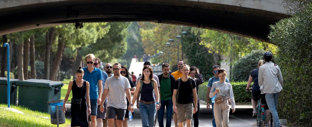 Por qué pasear lo cura (casi) todo