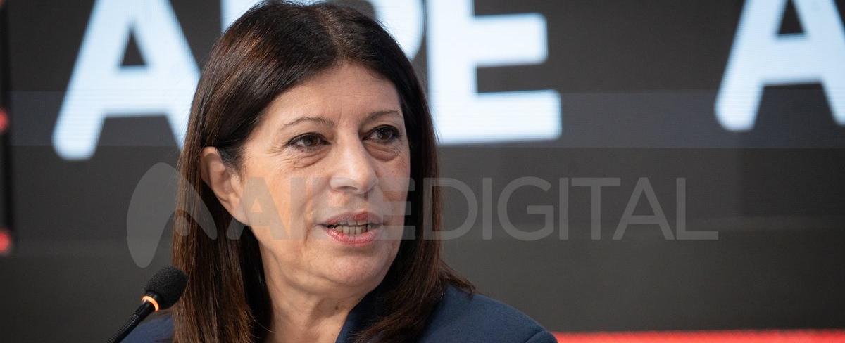 Clara García: Un punto a cambiar en la Constitución son los privilegios, porque los legisladores tenemos fueros