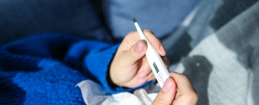 Preocupación entre los médicos: ¿Por qué se ha registrado un alza en los casos de influenza este año?