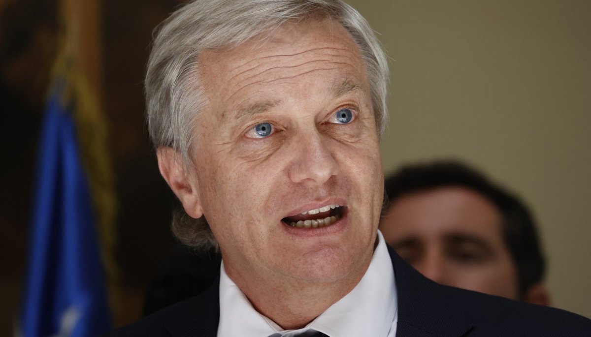 Kast propone "lugares provisorios" para extranjeros indocumentados "hasta expulsarlos"