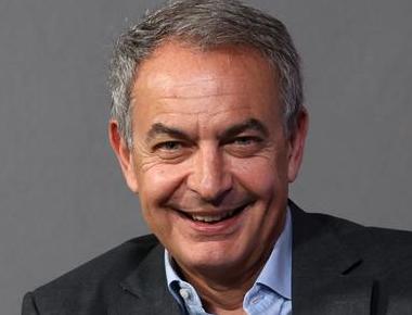 Zapatero: "Quienes más se juegan en estas elecciones son las mujeres que creen en la libertad y en la igualdad"