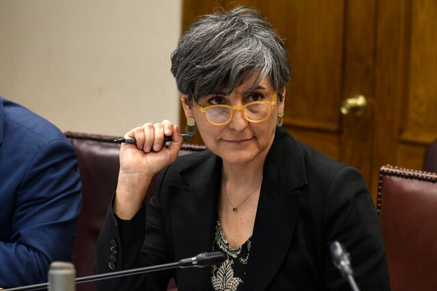 Ministra de Salud se refiere a crisis de las isapres