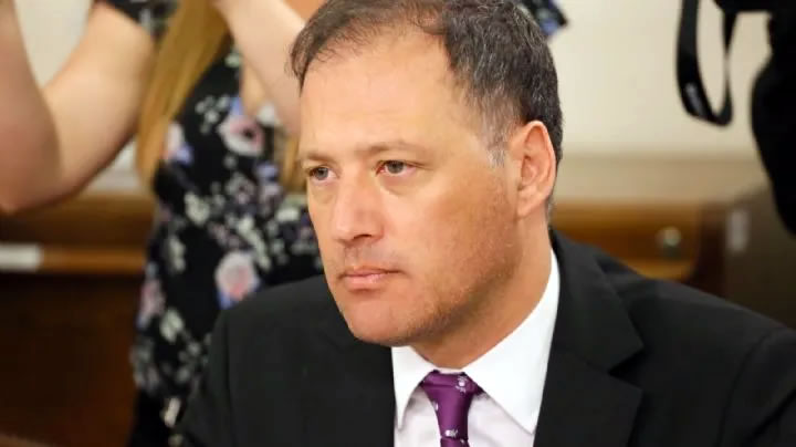 Caso Convenios: Gobierno de Piñera traspasó más de $523 millones a empresa vinculada a la familia del diputado RN José Miguel Castro