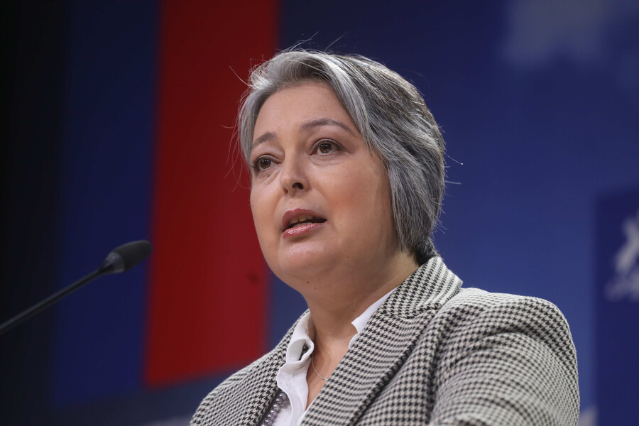 Ministra Jara y debate por reforma previsional: “Las AFP lo único que han hecho es dar pensiones de hambre”