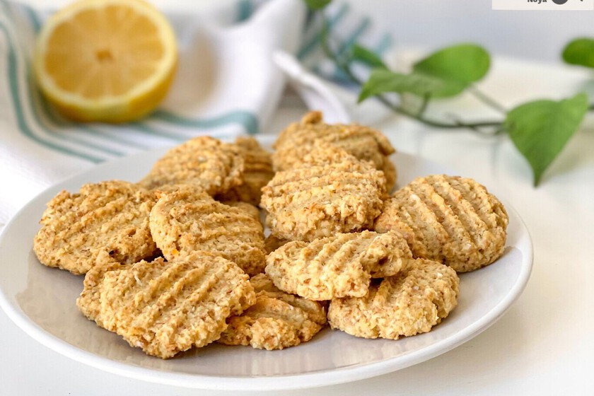 Receta de galletas de limón con harina de garbanzos y avena, un desayuno o merienda nutritivo y fácil de hacer en casa