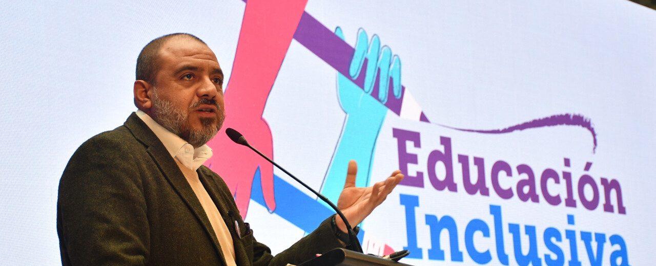 RN pide revisar la legalidad de distribución de cuadernos