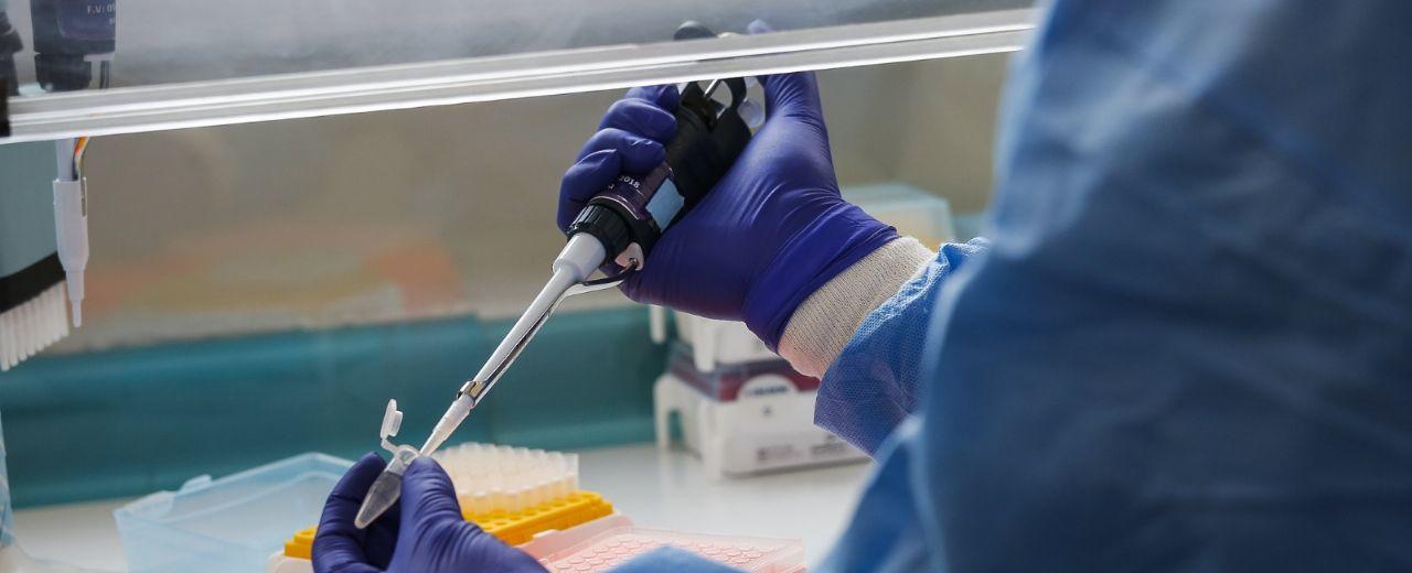 Desde Estados Unidos sostienen que el COVID habría surgido de un laboratorio chino