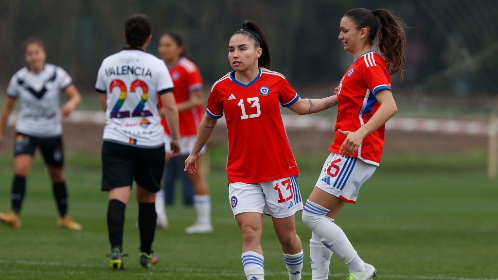 La Roja Femenina cierra su microciclo de trabajo con goleada sobre Santiago Morning