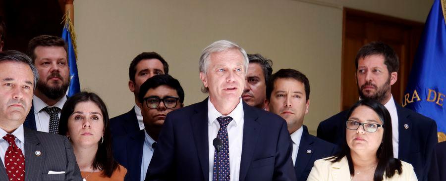 CEP: Alza de Republicanos preocupa al oficialismo y oposición