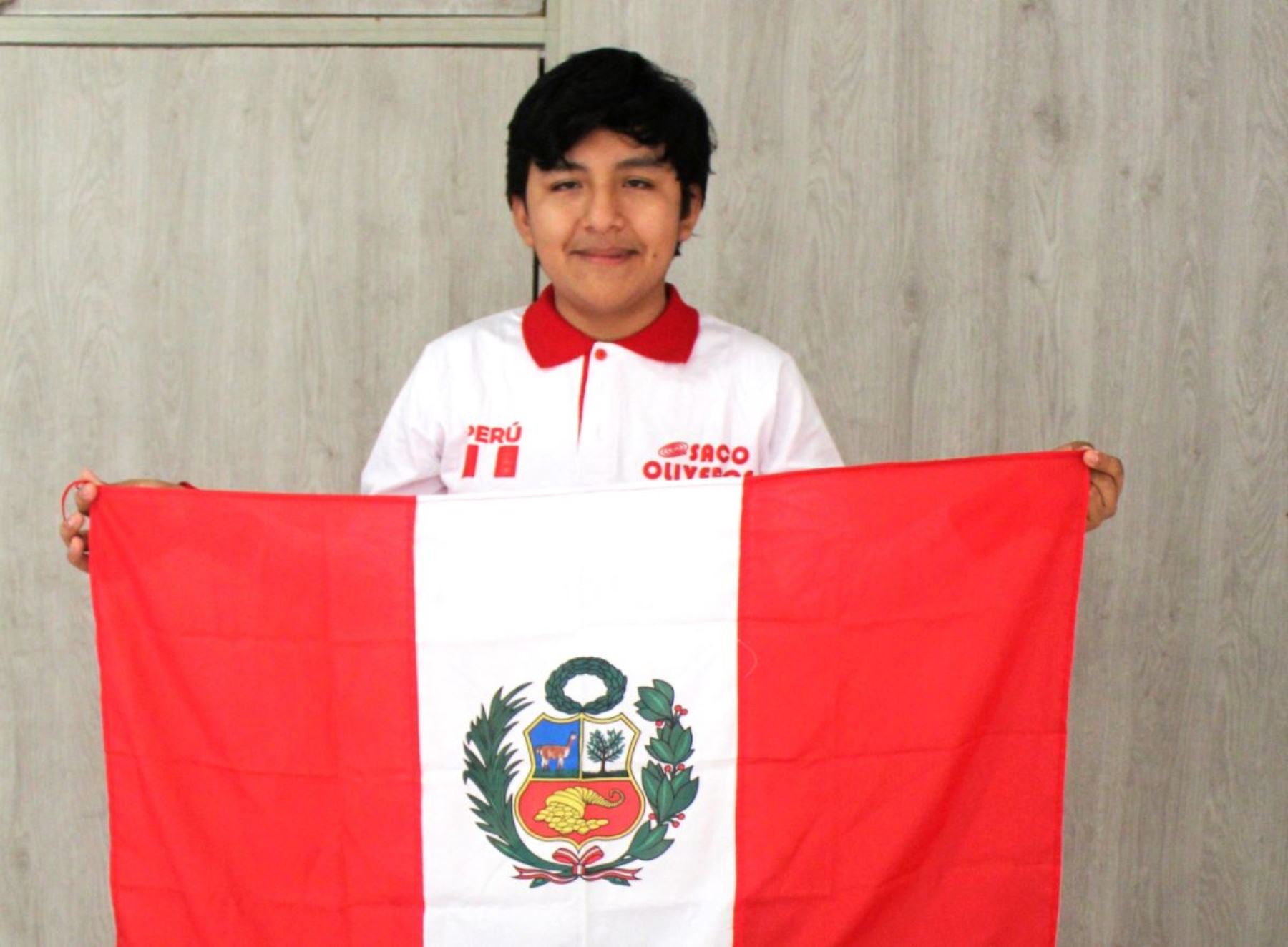 ¡Oro para el Perú! Estudiante logra máximo galardón en Mundial de Geometría en Rusia