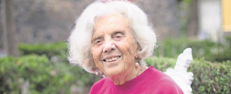 “Llega la coronación de una vida de casi 91 años” ”: Elena Poniatowska, escritora