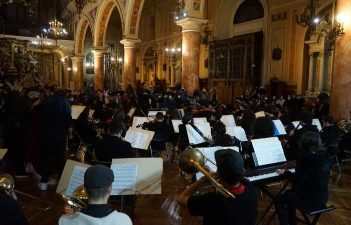 Conciertos gratis llegan a las iglesias de Santiago este invierno 2023