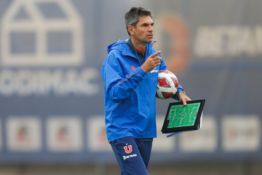 Novedades en la U: Revelan tres inesperados despidos y negocian amistoso internacional