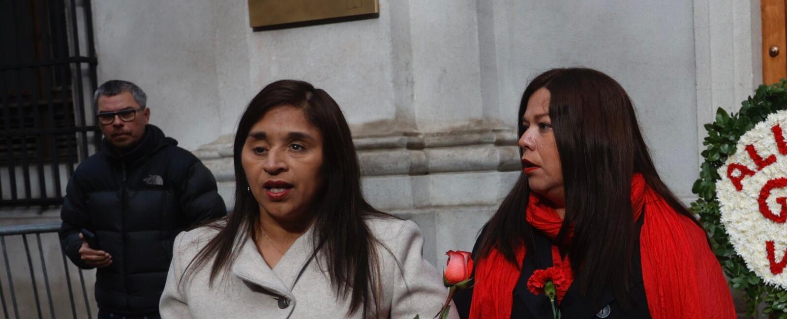 Senadora Campillai homenajeó a Allende en La Moneda: Pidió justicia y reparación