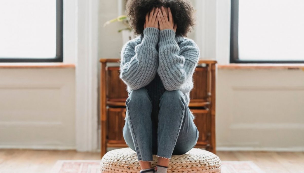 Estudio revela que dormir 8 horas ayuda a prevenir la depresión