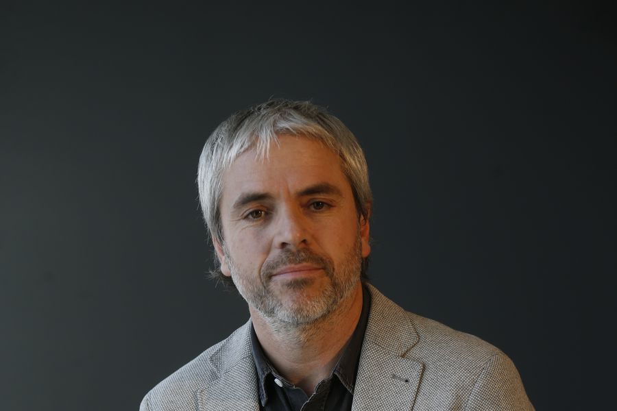 Entrevista a Gonzalo Blumel: “Esperaba que la centro-izquierda aprendiera de la crisis del 73, pero en el estallido social se sedujo con la idea de derribar al Presidente Piñera”