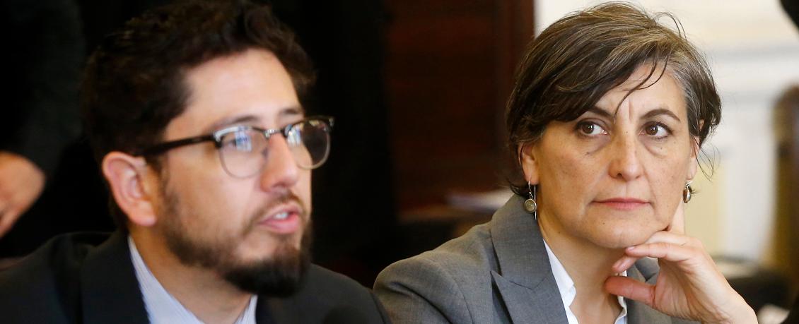 Tras salida de Araos, republicanos dejan en pausa la acusación constitucional a Aguilera