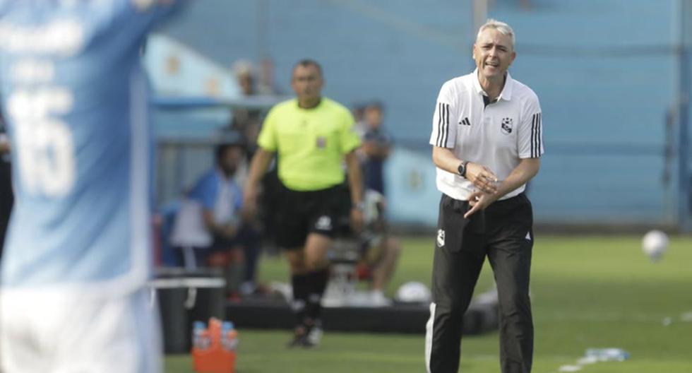 Sporting Cristal vs. César Vallejo EN VIVO: hinchada celeste respaldó a Tiago Nunes | VIDEO