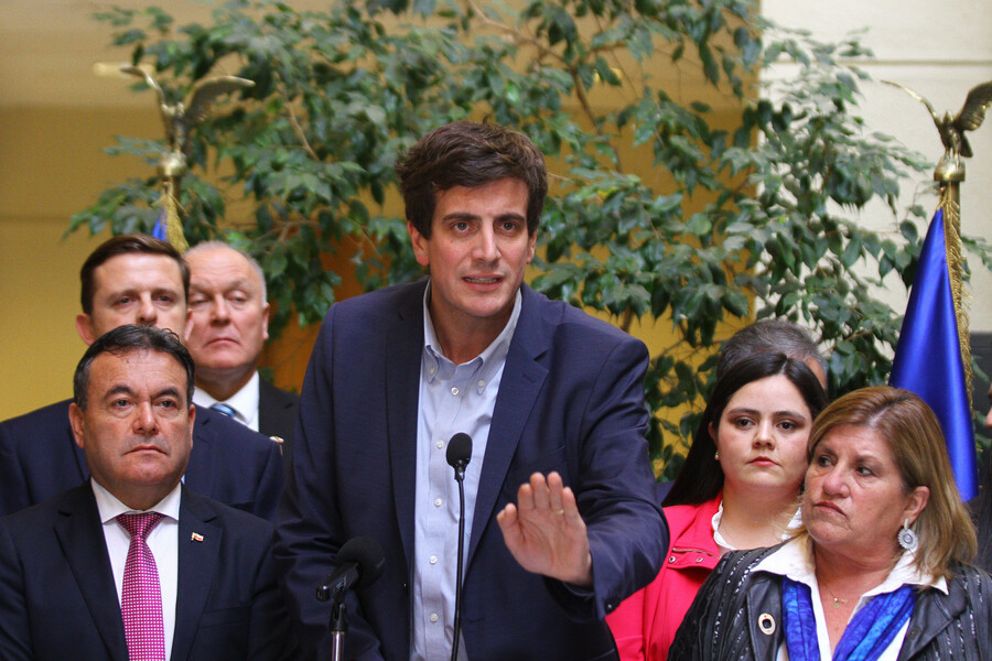 RN acusa al Gobierno de “eliminar evidencia” tras robo de computadores a ministerios: “Son unos sinvergüenzas”