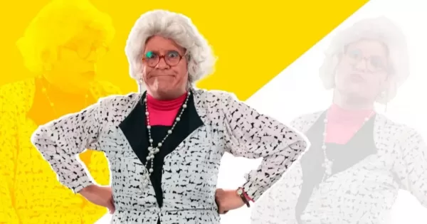 El Show de la Tencha: Abuelita Hortensia llama desesperadamente al hotel donde se queda Luis Miguel tras problema de salud