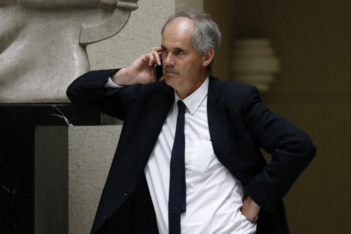 Inundación en Curicó deja vendaval de críticas contra empresa del senador Galilea (RN)