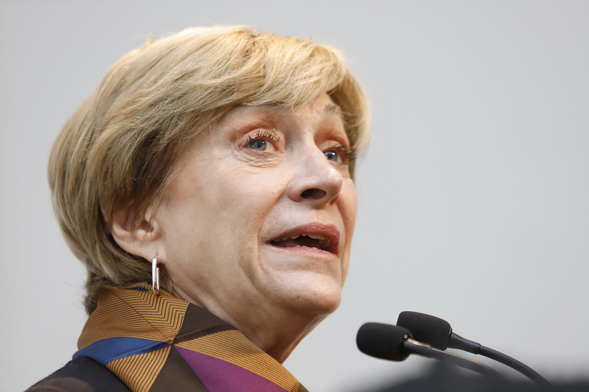 "Cuidar la gente": Evelyn Matthei propone reponer pena de muerte