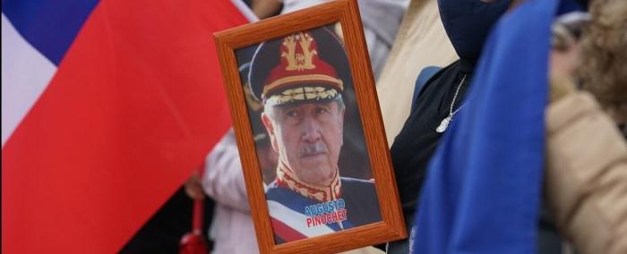 Pinochet, el dictador que los republicanos ven como un “estadista” (y complica a la derecha)