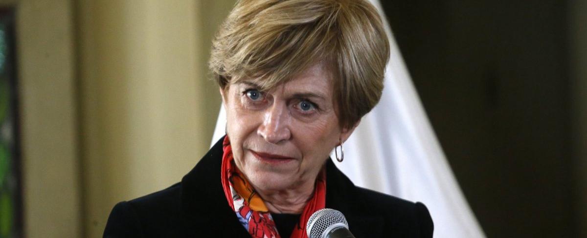 Matthei rechaza futuro memorial del 18 de octubre en Plaza Italia