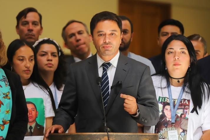 Carter pide Estado de Excepción para la RM y la salida de Tohá