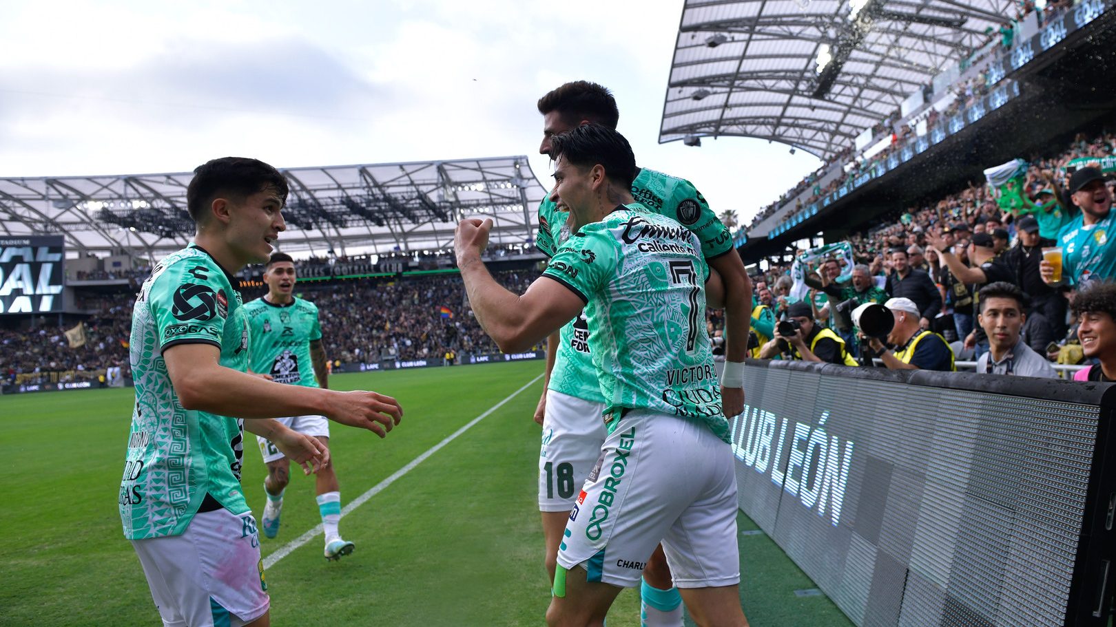 León da zarpazo final al LAFC de Carlos Vela e irá al Mundial de Clubes como rey de la Concachampions