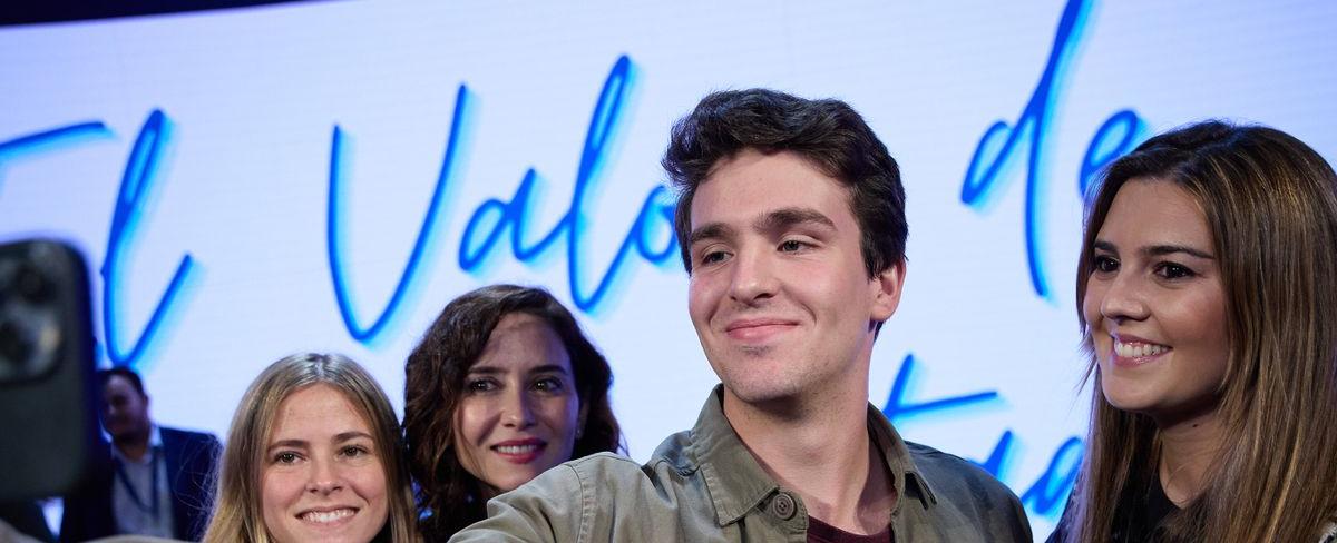 La Policía identifica al líder de las Nuevas Generaciones de Madrid y a asesores de Almeida por interferir en las elecciones de la Complutense