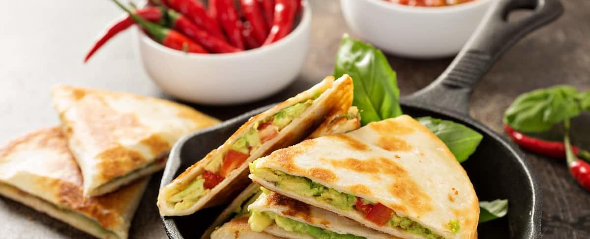 Cómo hacer quesadillas veganas - Comedera - Recetas, tips y consejos para comer mejor.