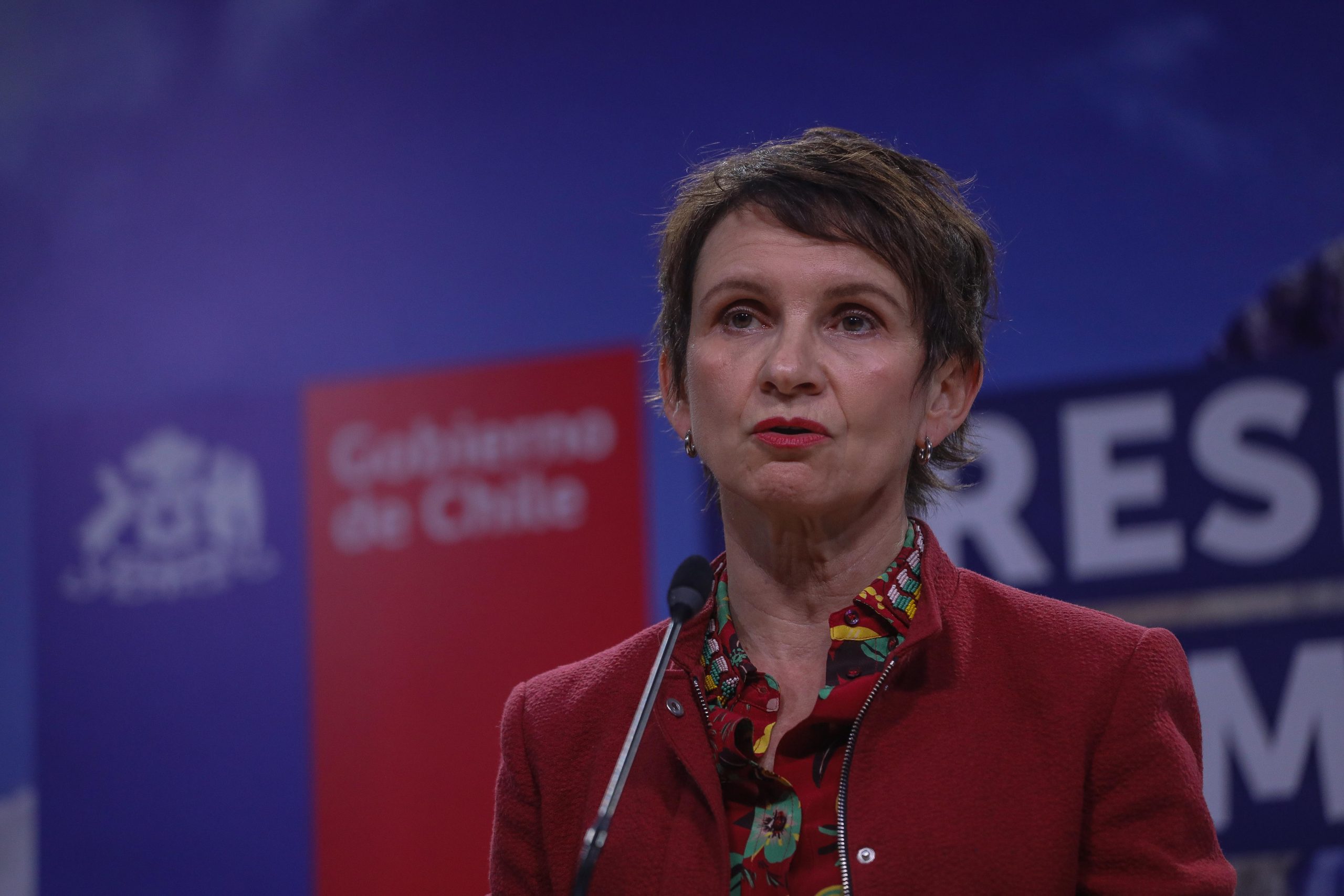 Dos acusaciones constitucionales contra el Presidente, adelantar elecciones y varios mea culpa: los hechos que desmienten a Tohá