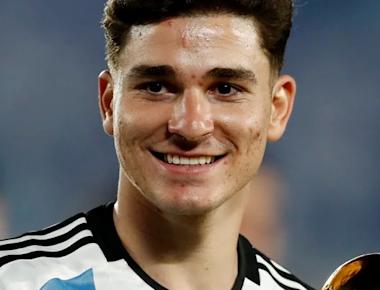 El ping pong de Julián Álvarez que desnudó la intimidad de la Selección: el jugador “más loco”, el más propenso a la roja y el que cierra la pista de baile