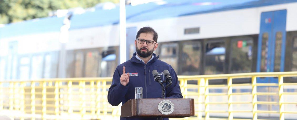 Presidente Boric criticó cambio de discurso de la derecha por filtración del diputado Mellado
