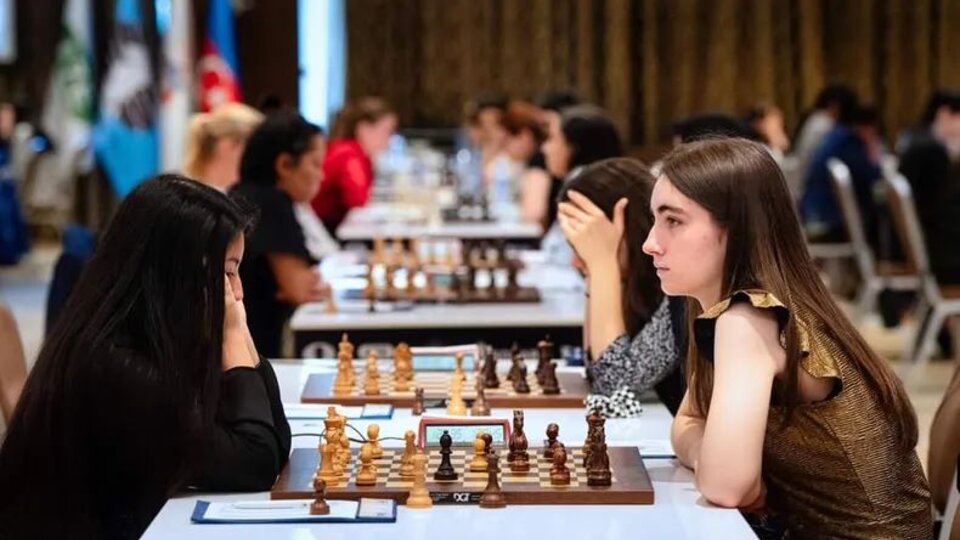 Ajedrez: Candela Francisco pasó a la segunda ronda en la Copa del Mundo Bakú 2023 | En la próxima ronda la WGM de 16 años tendrá que competir con la 13 del ranking mundial, la china Jiner Zhu