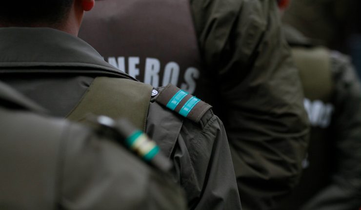 Detienen a 2 carabineros en ejercicio y uno en retiro por cobrar protección a víctimas de banda criminal
