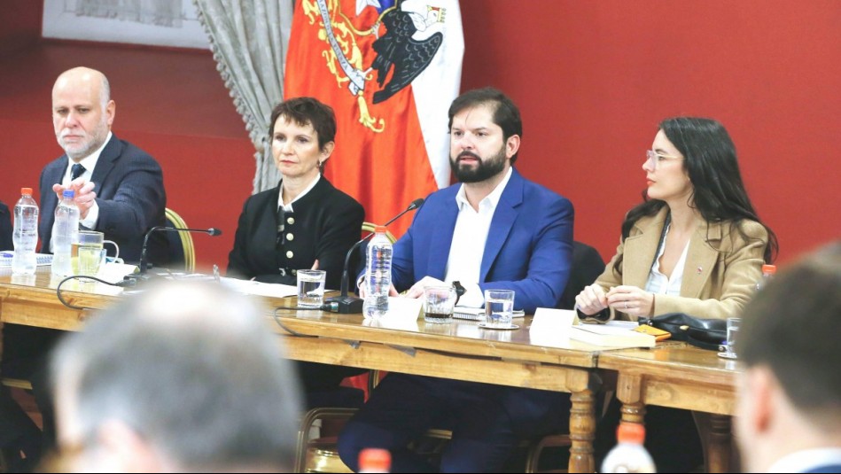 Gobierno anuncia denuncia por grabación y filtración de reunión del Presidente Boric con parlamentarios