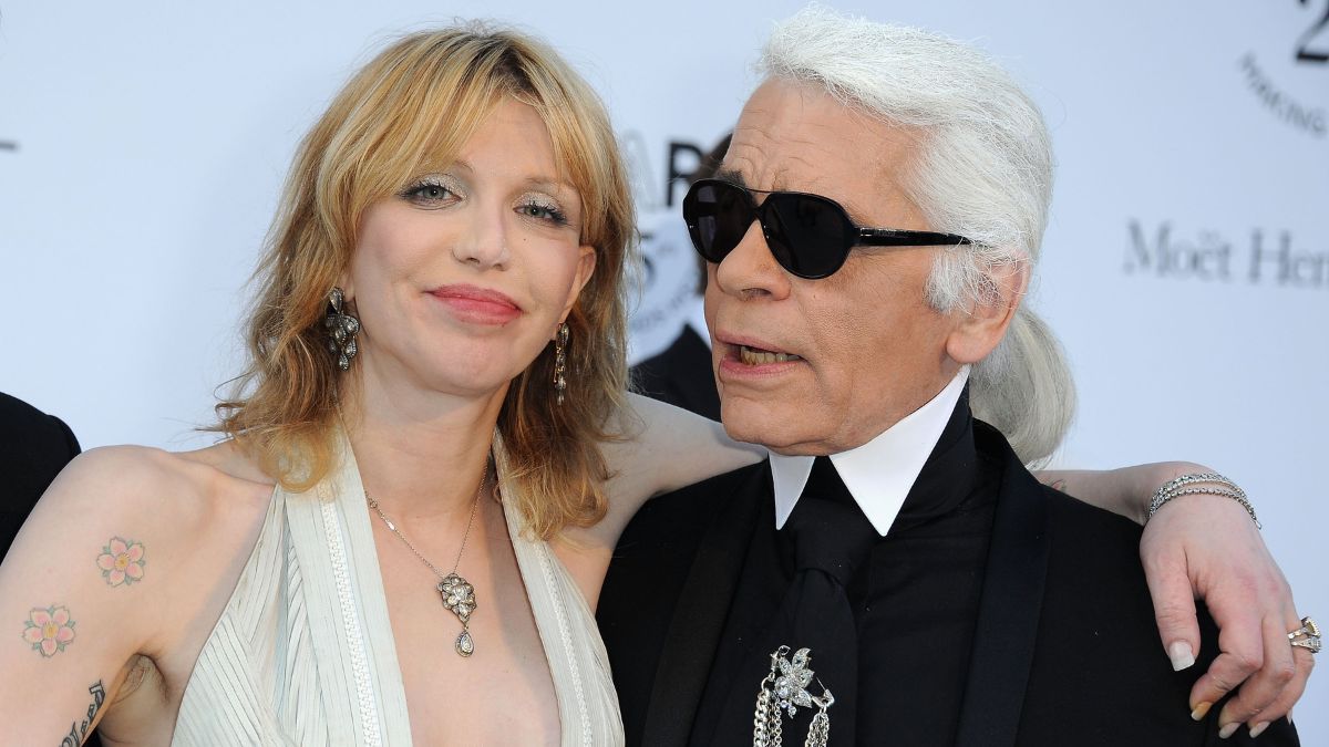 Courtney Love se lanza con todo contra la Met Gala de este año: "¡Aburrido!"