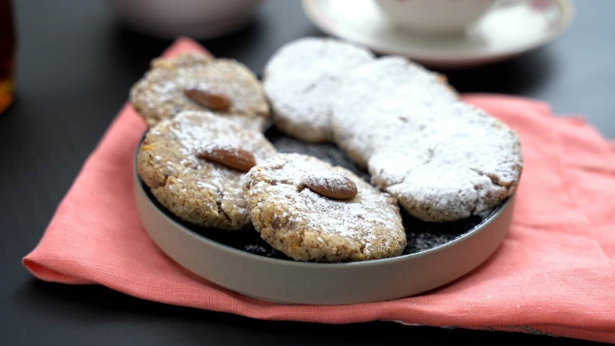 Cómo hacer galletas de almendras veganas - Comedera - Recetas, tips y consejos para comer mejor.