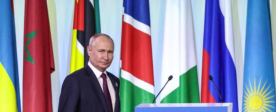 Putin corteja a presidentes africanos: compromete envío de granos