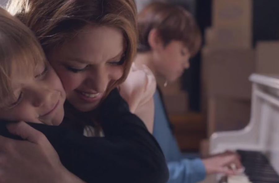 VIDEO| Así es el emotivo video de «Acróstico» de Shakira en el que canta con sus hijos Milan y Sasha