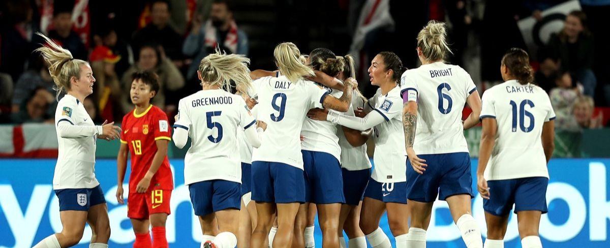 Mundial Femenino: Inglaterra golea a China y Dinamara se mete a octavos