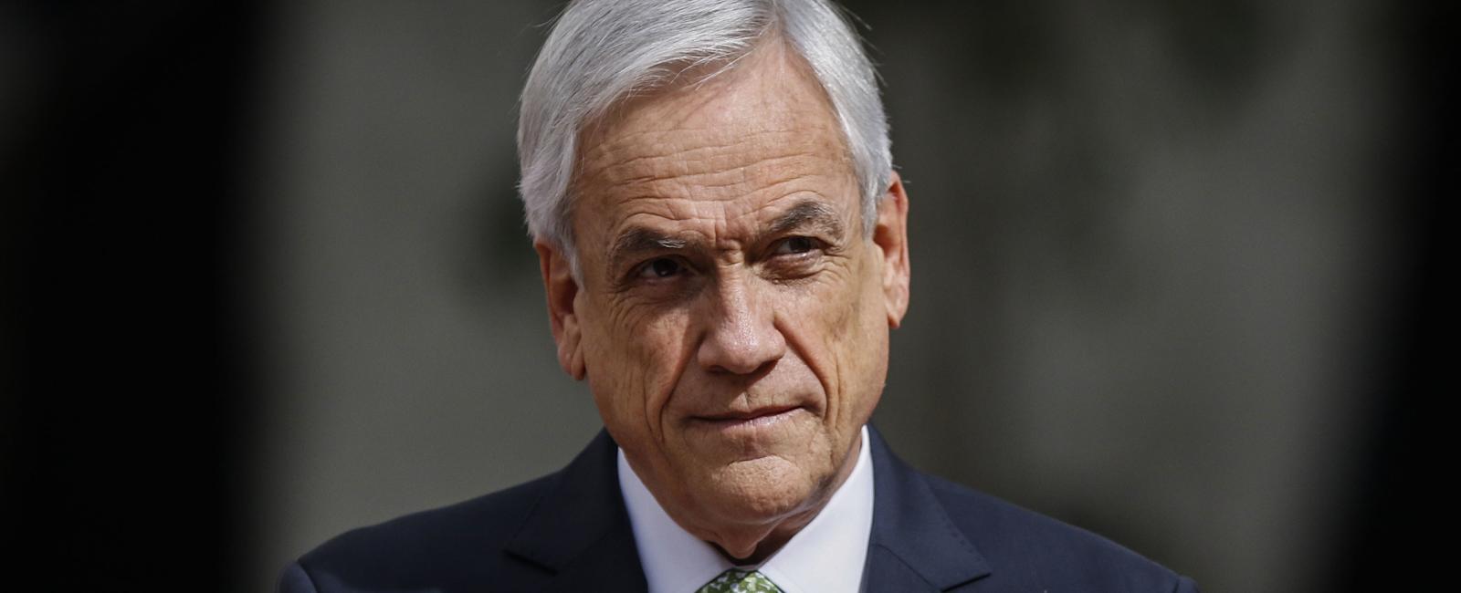 Piñera declaró por más 10 horas en investigación por crímenes de lesa humanidad: Proceso continúa este miércoles
