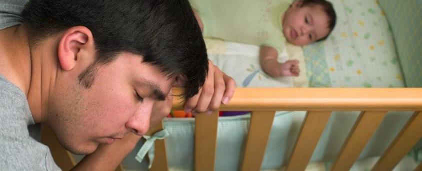 De qué forma la depresión posparto afecta a los hombres