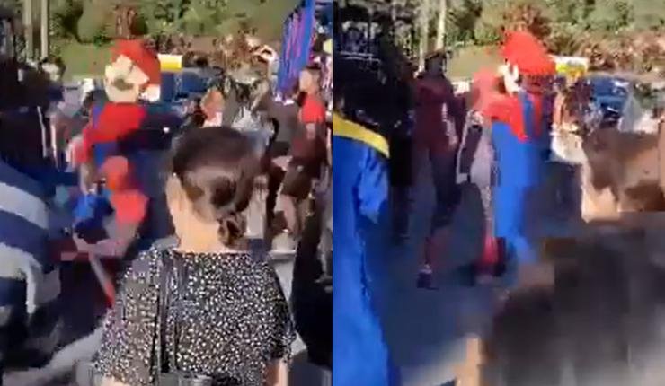 Súper pelea: “Mario Bros”, “Spiderman” y “Black Panther” se agarraron a combo limpio en plena feria - CHVNoticias.cl