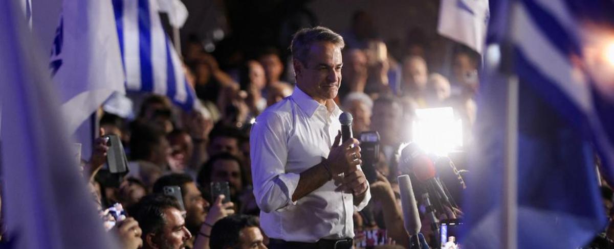 Conservadores ganan elecciones en Grecia con victoria arrolladora