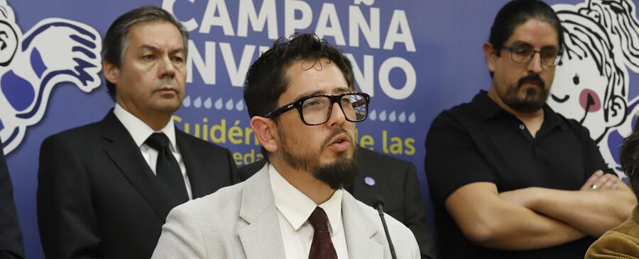 Araos tras renuncia a la Subsecretaría de Redes Asistenciales: “Reconozco la abnegaba labor de los equipos de salud”